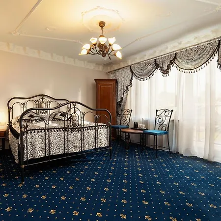 Toscania-check In 24h Bed & Breakfast 4*