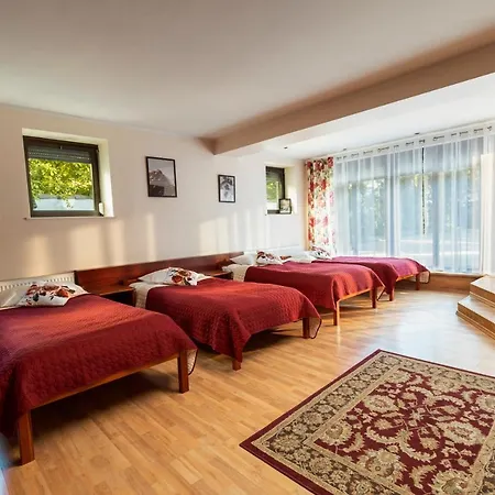 Toscania-check In 24h Bed and breakfast 3*