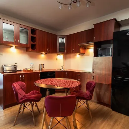 Nocleg ze śniadaniem Toscania-check In 24h 4*