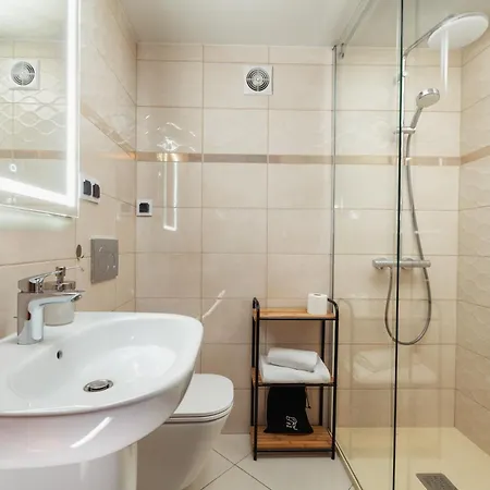 Oda ve Kahvaltı Toscania-check In 24h 3*