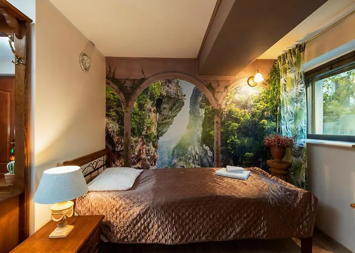 Oda ve Kahvaltı Toscania-check In 24h Poznan