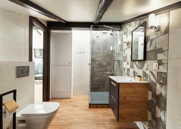 Toscania-check In 24h Oda ve Kahvaltı Poznan